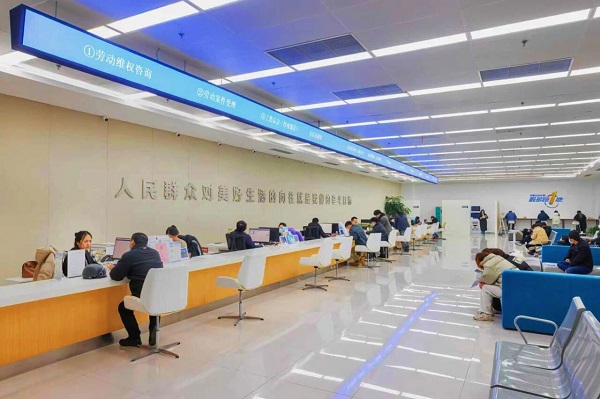 一天到账！这次联动为老邱的赔偿款按下了“加速键”