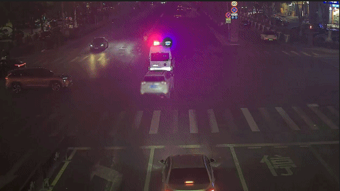 警方开道护航，为生命跑出“加速度”